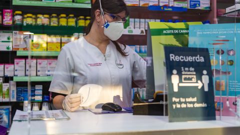 ВООЗсхвалила два нових препарати, рекомендованих для лікування COVID