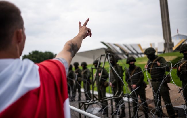 Эстонские военные прибыли в Польшу для охраны границы с Беларусью