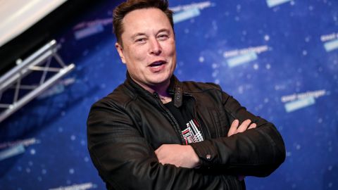 Илон Маск продал акции Tesla еще на 1 млрд долларов