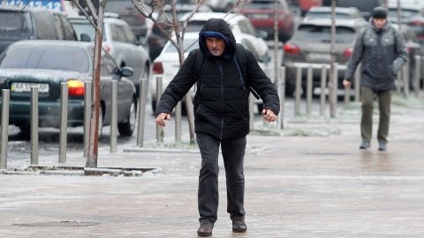 Переломы из-за гололеда: сколько стоит лечение и где помогут бесплатно