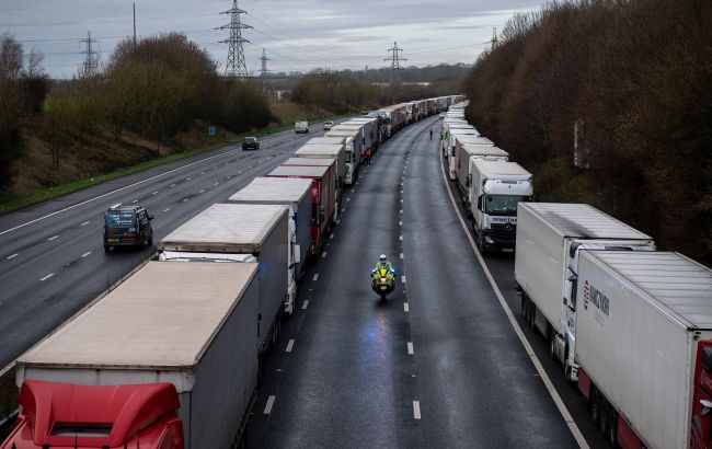 Українські перевізники отримали бездозвільний режим від Угорщини