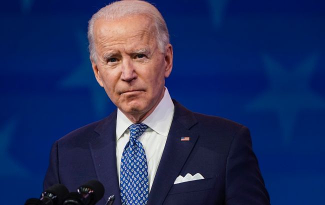 Байден высмеял заявление РФ о "колоссальном риске" от передачи F-16 Украине