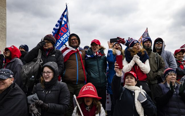 Протести в США: Палата представників услід за Сенатом перервала засідання