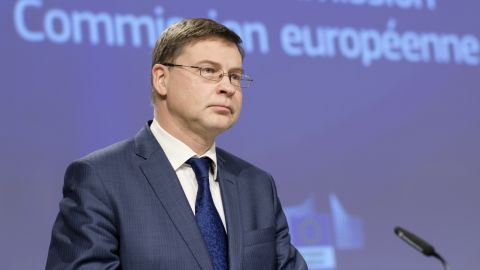 Еврокомиссия выделила Украине транш макрофина на 1,5 млрд евро: на что потратят средства