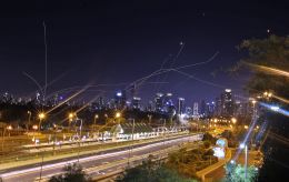 "Хезболла" вступает в войну? По Израилю прилетели ракеты, ЦАХАЛ начинает бить в ответ