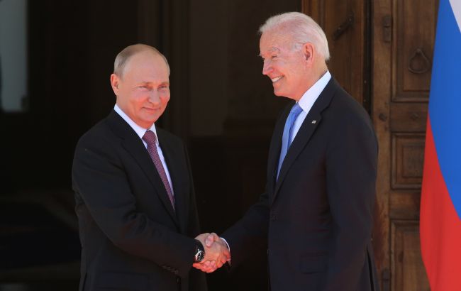 Зустріч Байдена і Путіна у вузькому форматі завершилася
