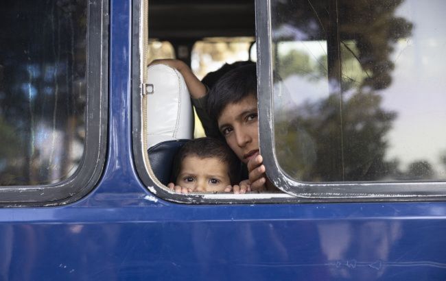 Уганда тимчасово прийме 2000 біженців з Афганістану на прохання США