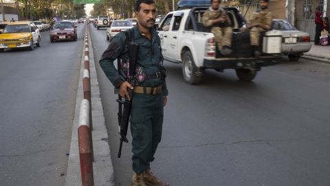 В руки талибов попала значительная часть военной техники США, - Белый дом