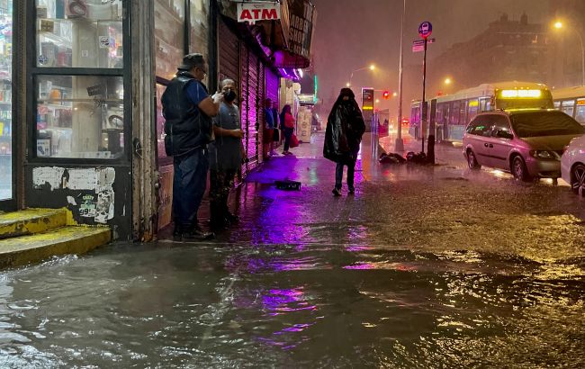 Наводнение в Нью-Йорке стало первым в истории. Известно о 8 погибших