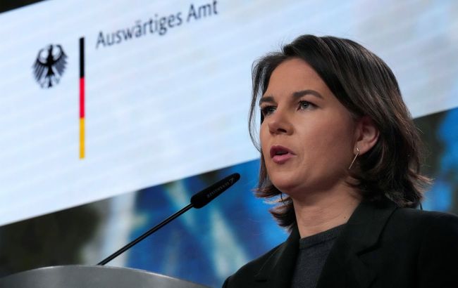 Глава МИД Германии призвала создать над Украиной "зимний щит"