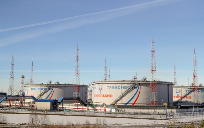 Росія може знизити видобуток нафти майже на третину через санкції