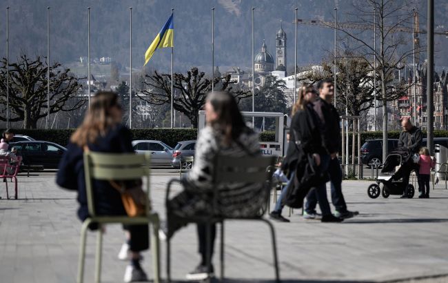 В Швейцарии предлагают разрешить украинцам изменить статус проживания: условия