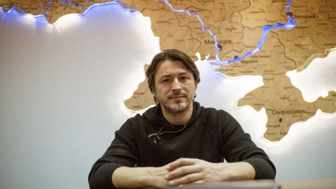 Сергей Притула стал отцом в четвертый раз: первое фото с малышом