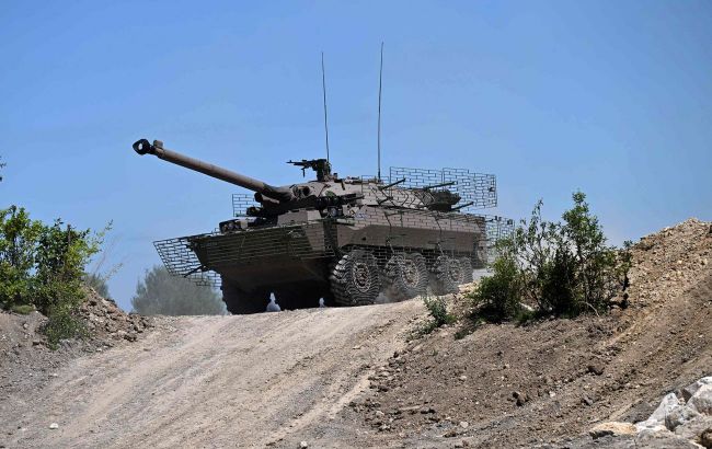 В мережі з'явилось відео українських військових з французькими танками AMX-10RC