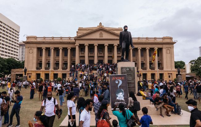 На Шри-Ланке после массовых протестов выберут нового президента: известна дата