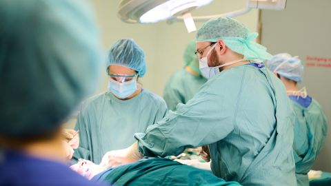 Оплата планових хірургічних операцій: у яких випадках їх мають робити пацієнтам безкоштовно