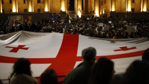 У Тбілісі розпочався марш опозиції проти результатів парламентських виборів