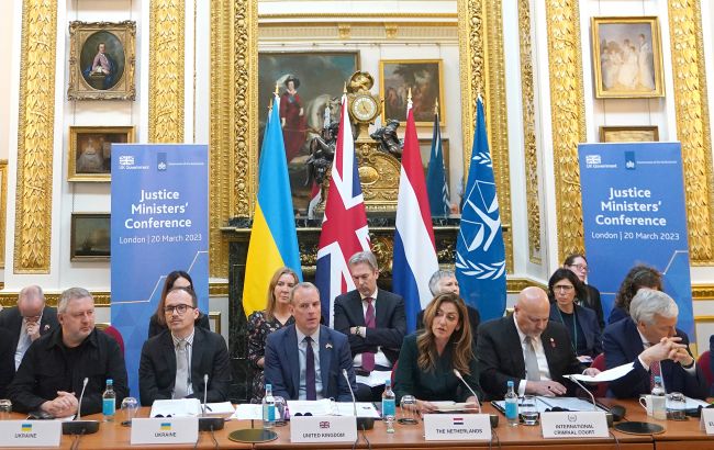 Після видачі ордера на арешт Путіна міністри юстиції різних країн світу зустрілися у Лондоні