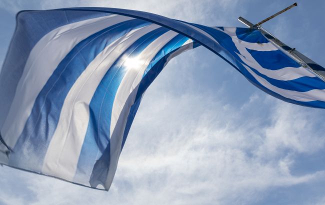 Греція закликала своїх громадян покинути Україну