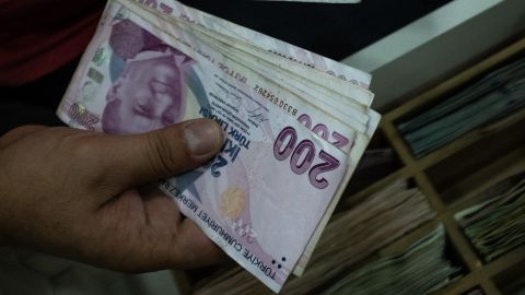Турецкая лира растет после рекордного обвала: что стало причиной
