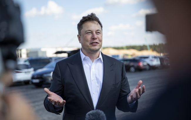 Tesla продала 75% біткоїнових накопичень: Маск пояснив причину
