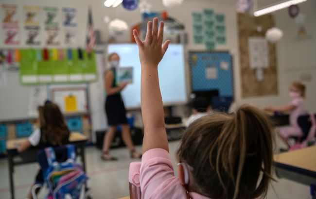 Стало відомо, коли школи в Києві почнуть прийом документів до 1-х класів