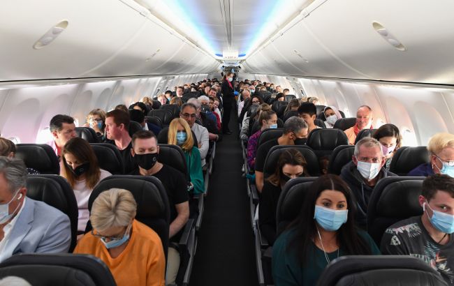 Почему лучше выбирать "худшее" место в самолете: этот секрет мало кто знает