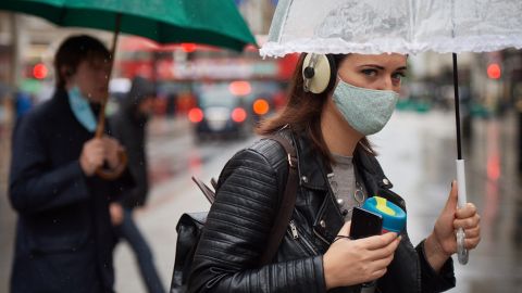 Украину зальет грозовыми дождями со шквалами: объявлено штормовое предупреждение