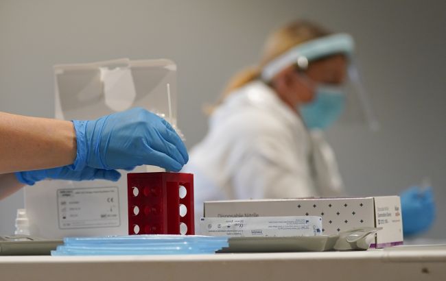 В Німеччині медсестра підмінила вакцину BioNTech фізрозчином