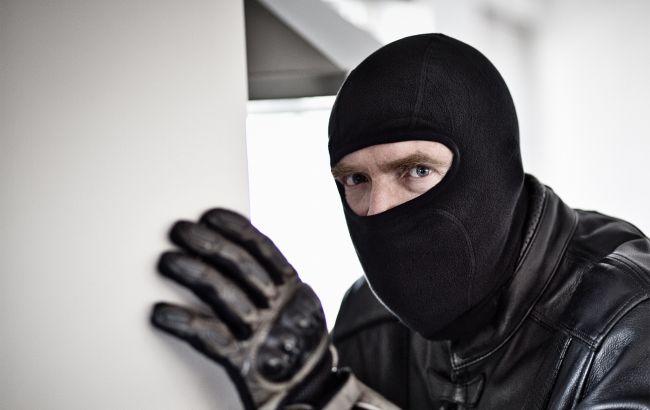 В Днепре вор со стажем украл телевизор из McDonald's и получил "уголовку": как работает закон