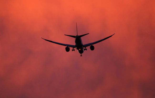 Другий за день. У Росії подав сигнал тривоги ще один пасажирський літак
