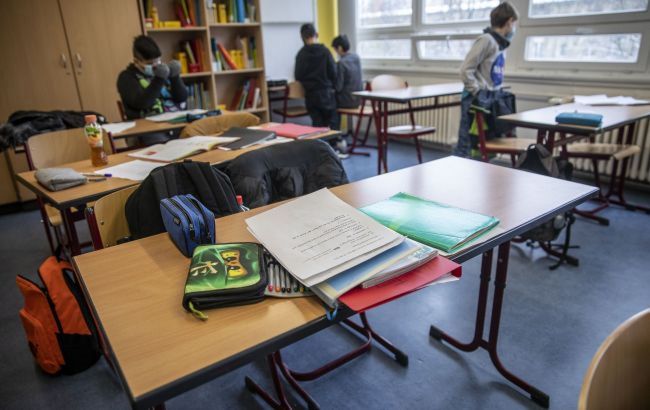 Большинство школ на Прикарпатье с 13 сентября перейдут на дистанционное обучение