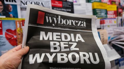 Из-за нового налога на рекламу: почти полсотни СМИ в Польше приостановили работу