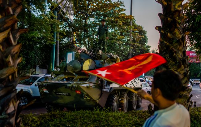 Число погибших на протестах в Мьянме превысило 550 человек