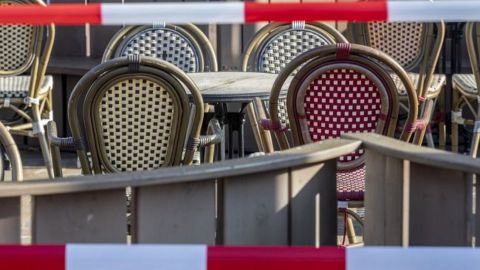 В Мариуполе пригрозили закрыть заведения с невакцинированными от COVID работниками