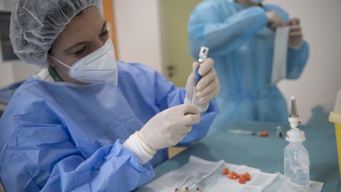 За последнюю неделю прививок от COVID-19 сделали на 24% меньше, чем на прошлой, - KSE