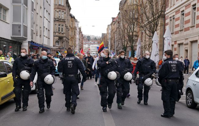 У Берліні почали розслідування проти понад 500 учасників антиковідних акцій