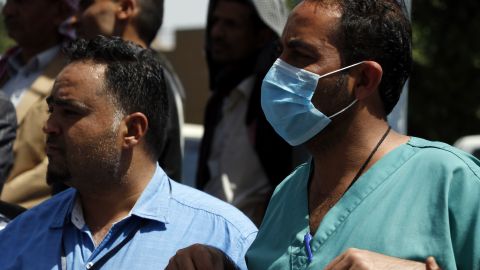 В Саудовской Аравии запретят невакцинированным от COVID покидать страну