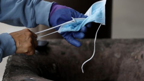 У Німеччині вимагають відставки глави МОЗ: закупив неякісні маски на мільйони