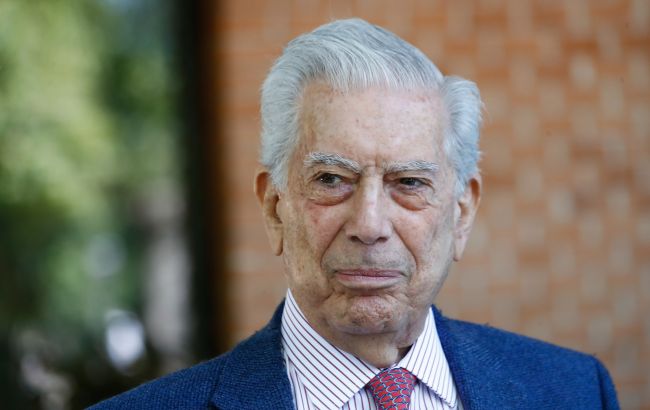 Умер нобелевский лауреат Марио Варгас Льоса: что известно о писателе