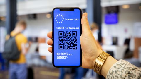 Эстония сократила срок действия COVID-сертификата о вакцинации