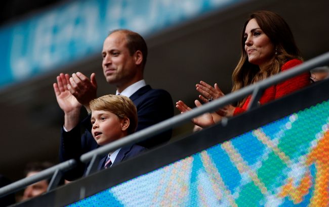 Кейт Міддлтон і принц Вільям готують свого сина Джорджа до королівських обов'язків