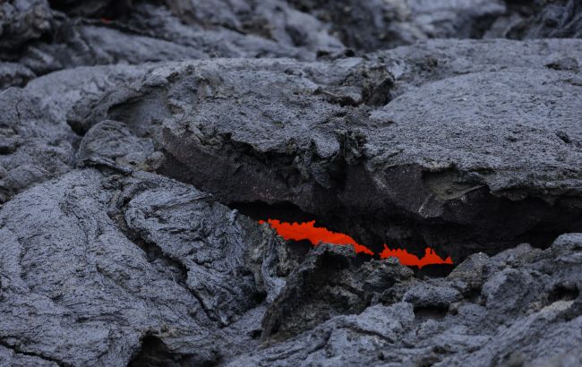 Извержение вулкана на Канарах: остров Ла-Пальма расширился из-за лавового потока