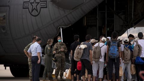 Канада припинила евакуацію громадян з Афганістану