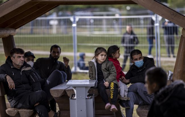 Живое оружие. Кто стоит за кризисом мигрантов у границ ЕС и грозит ли он Украине