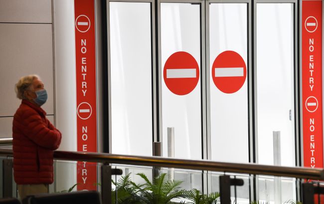 Швейцария ужесточает карантин и призывает граждан работать из дома