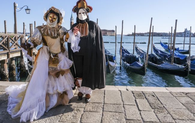 Повернення свята. Після двох років пандемії у Венеції відкрився легендарний карнавал