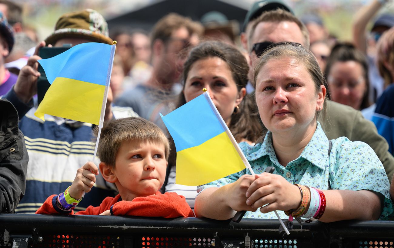 Церкви, меми та чати: як Росія намагається впливати на українських біженців у Європі