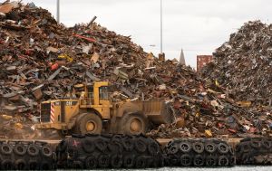 Польща б&rsquo;є на сполох через брухт з України, але є один нюанс: що кажуть експерти