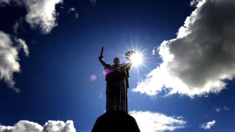 Заморозки вночі, а вдень потеплішання: прогноз погоди на сьогодні